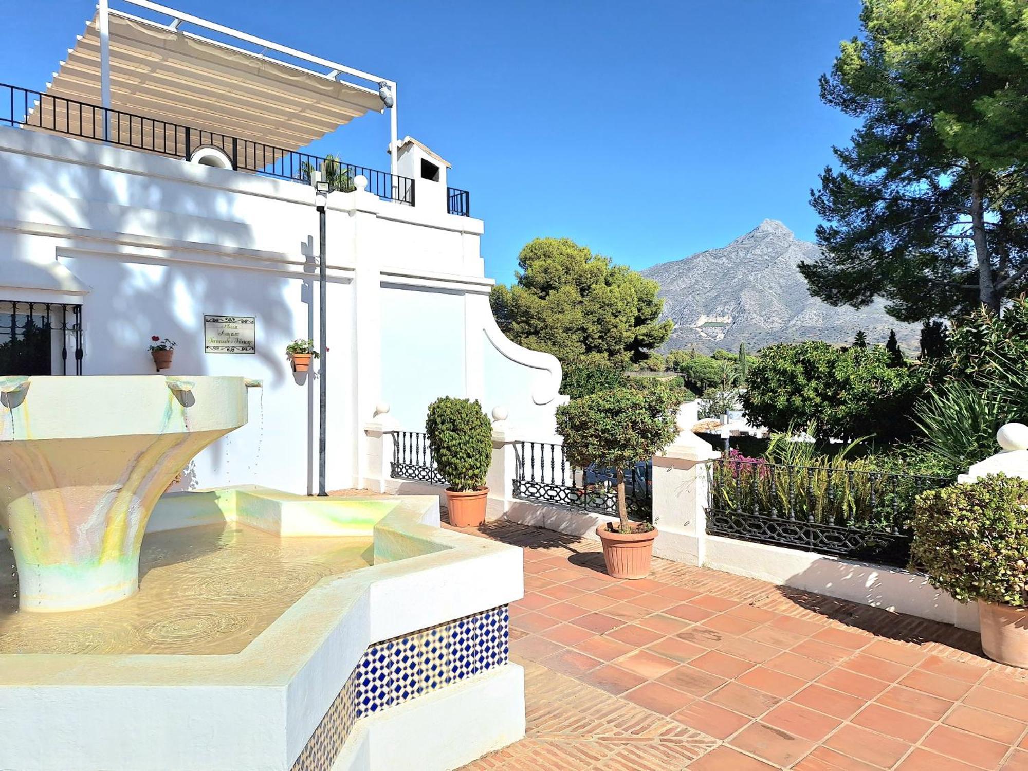Casa de férias Aloha Pueblo Valle Del Golf, Puerto Banus Marbella