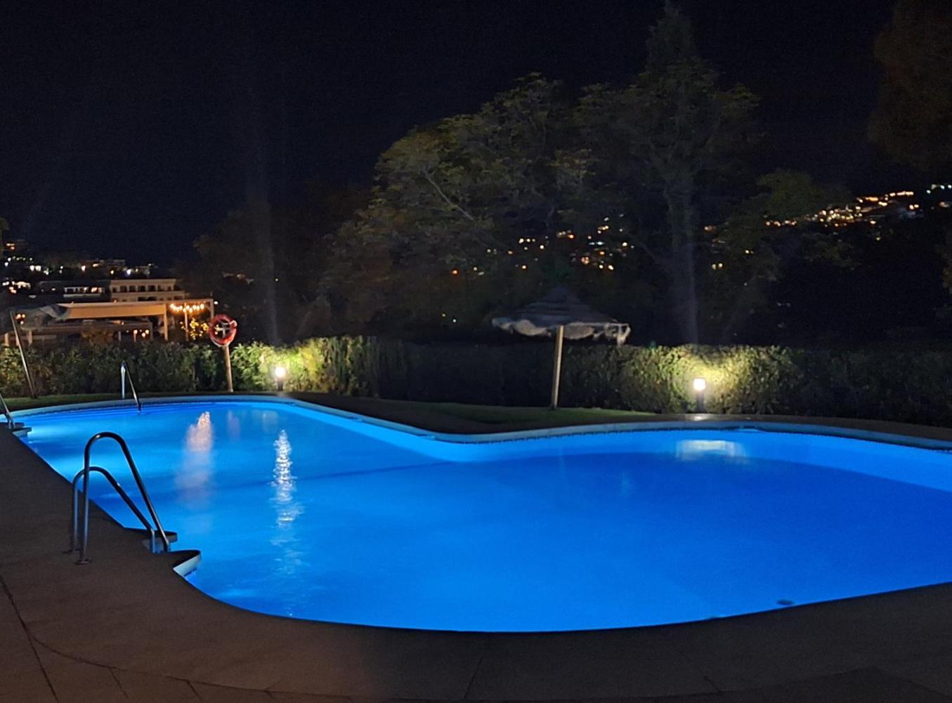Aloha Pueblo Valle Del Golf, Puerto Banus Casa de férias *